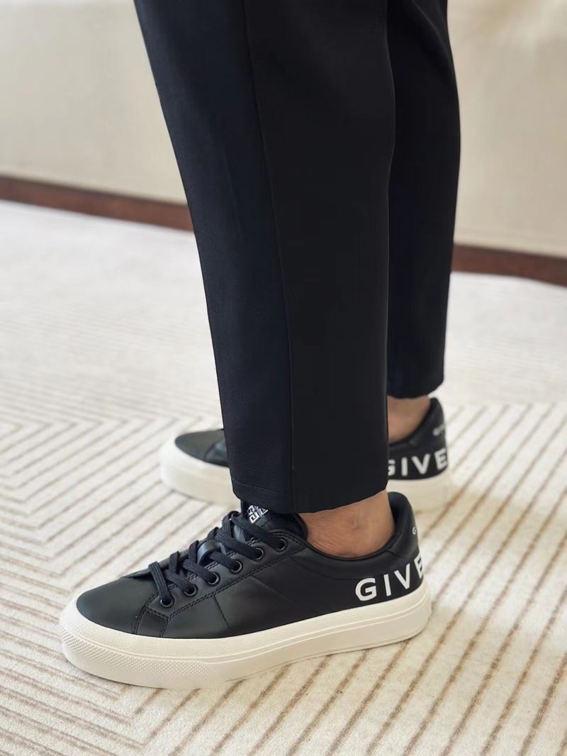 Givenchy Sneakers